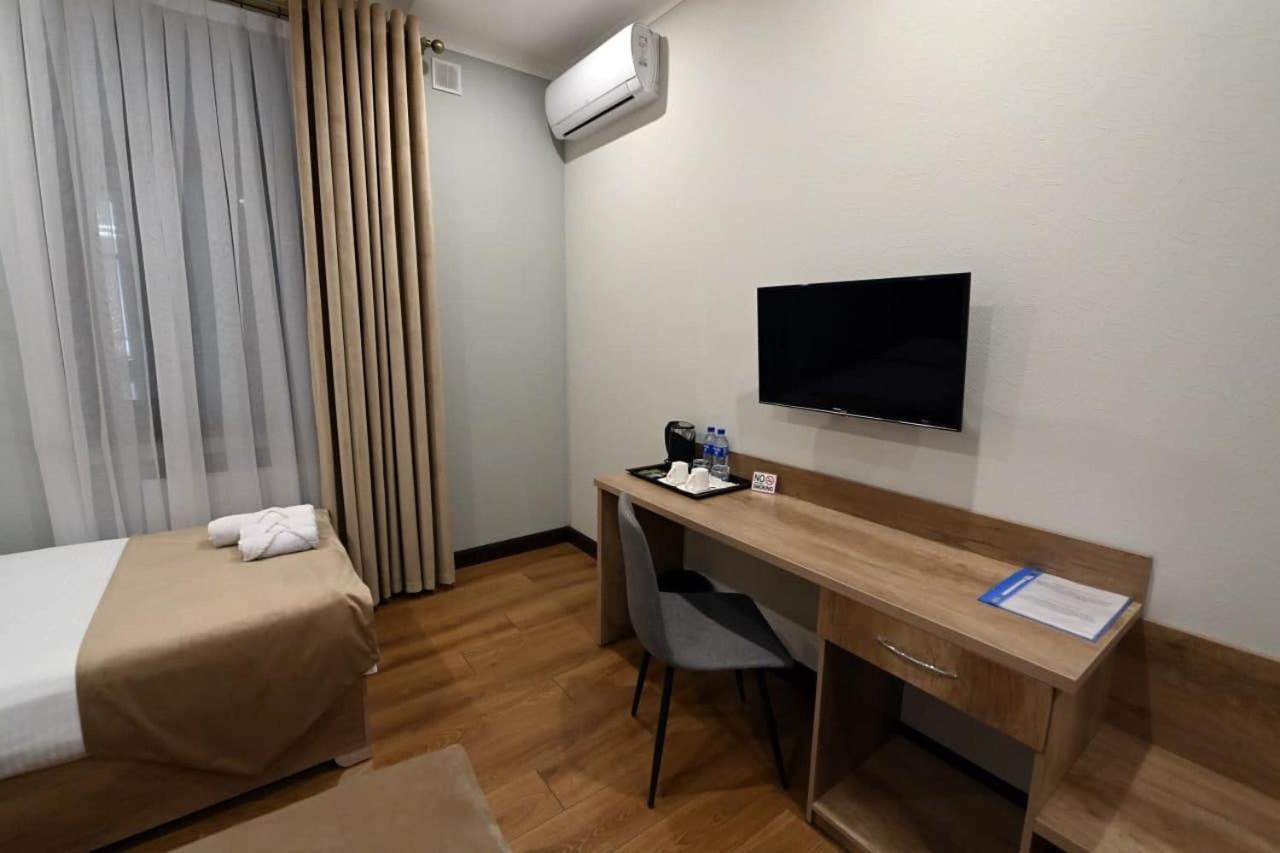 Hotel Atlas Elite Tashkent Esterno foto